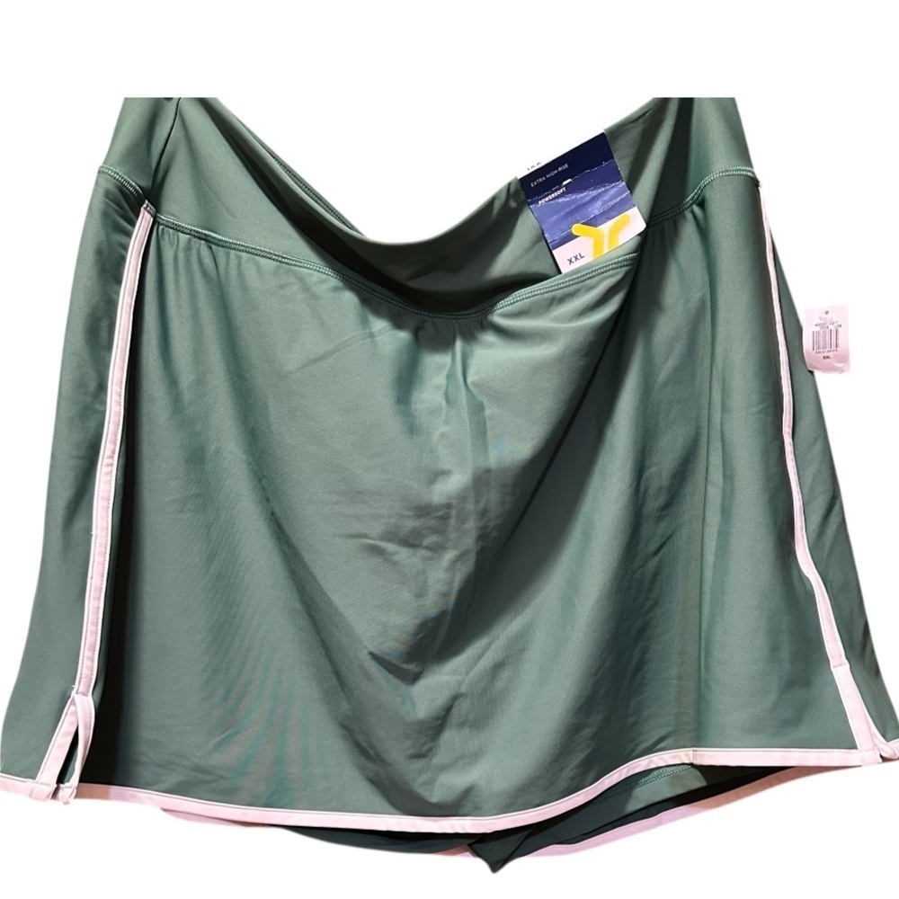 NWT Old Navy Green Women's Skorts